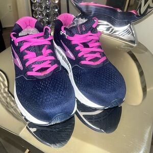 BROOKS Ariel '20 Women’s Sneakers Size 7